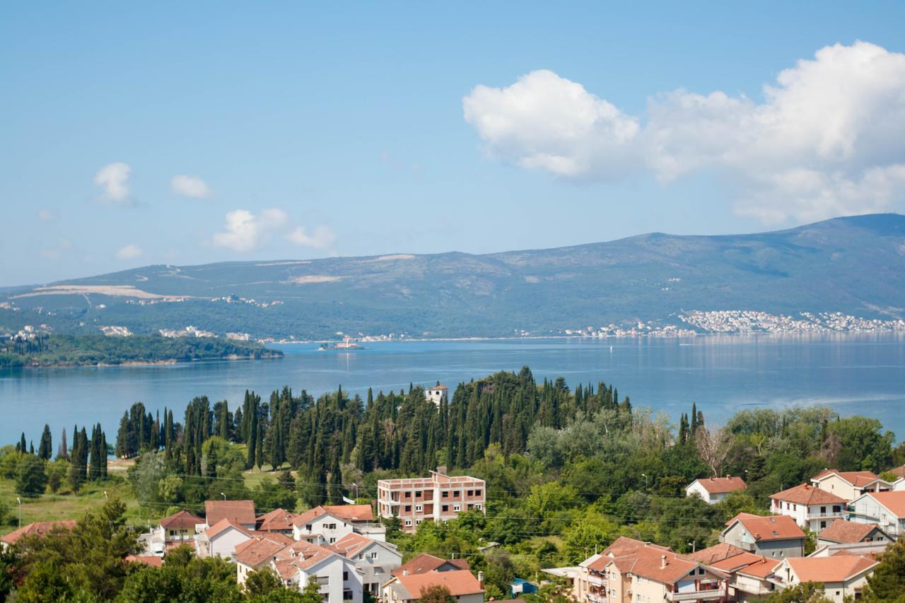 Apartmani Petar Τίβατ Εξωτερικό φωτογραφία