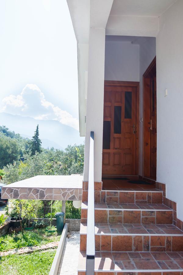 Apartmani Petar Τίβατ Εξωτερικό φωτογραφία